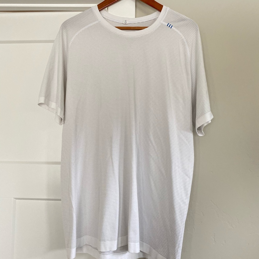 Lulu 🍋 White Metal Vent Tech EUC